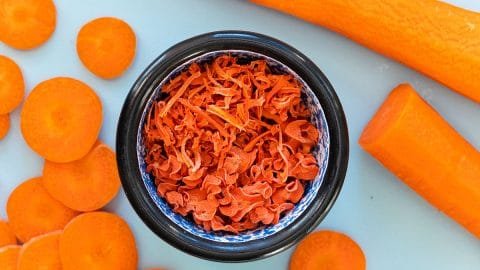 Dehydrated-Carrots-4-480x270